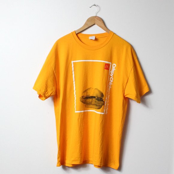 McDonalds Shirt Mens XL Yellow Employee Crispy Chicken Sandwich Tee - Picture 1 of 5